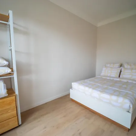 #101-heart Of Vieil - Place Nationale-high-end Newly Renovated & Furnished Апартаменти *