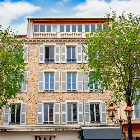 #101-heart Of Vieil - Place Nationale-high-end Newly Renovated & Furnished